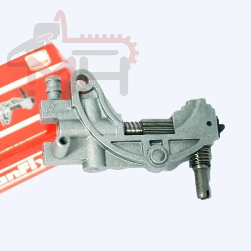 Oil Pump for Chainsaw 5800 - Ensuring Smooth Lubrication for Optimal Performance